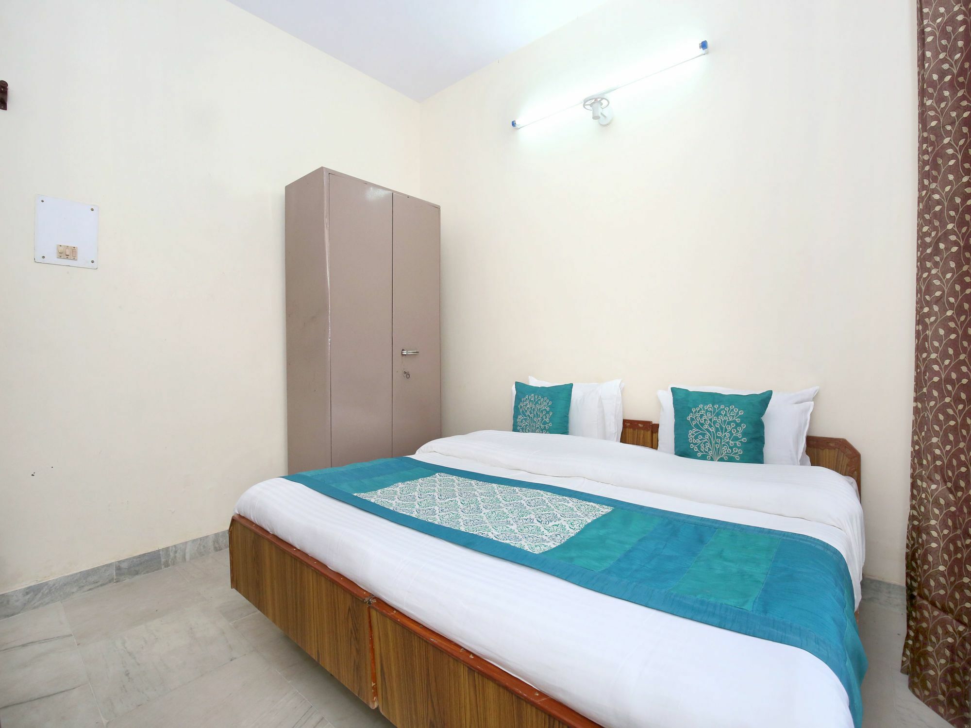 Elegant 3Bhk Abode In Shoghi, Shimla Apartment Exterior photo